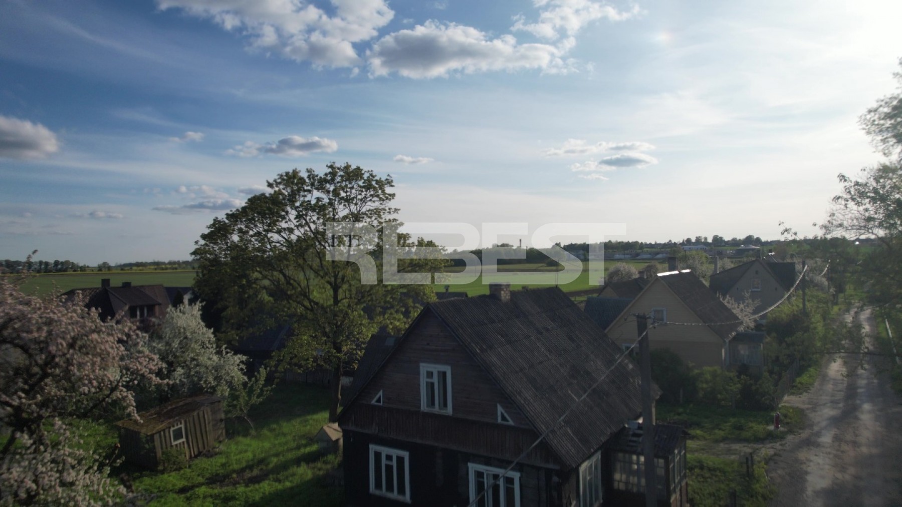 DJI_0753_-_frame_at_0m0s