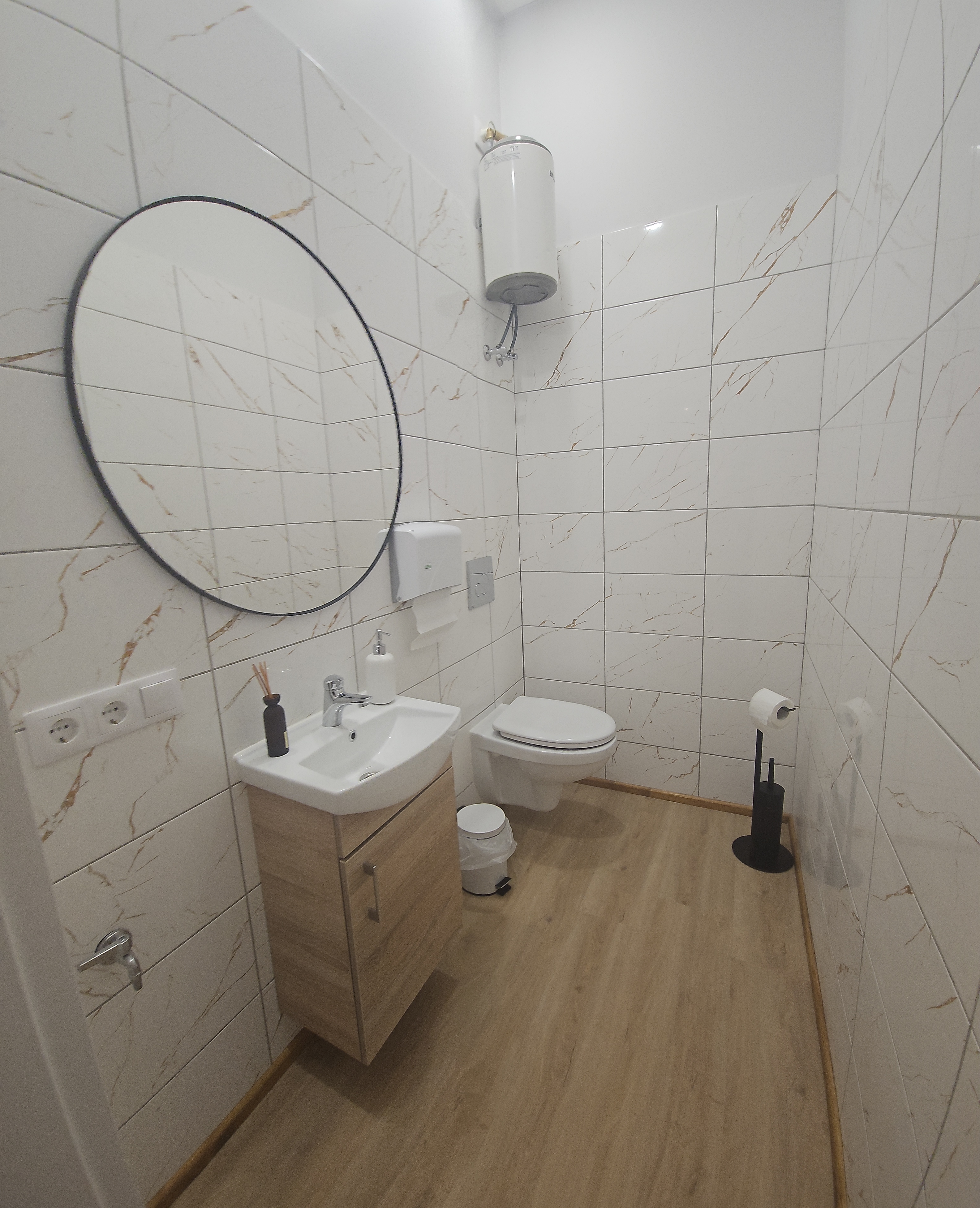 35 kv. m patalpa (įėjimas iš kiemo)